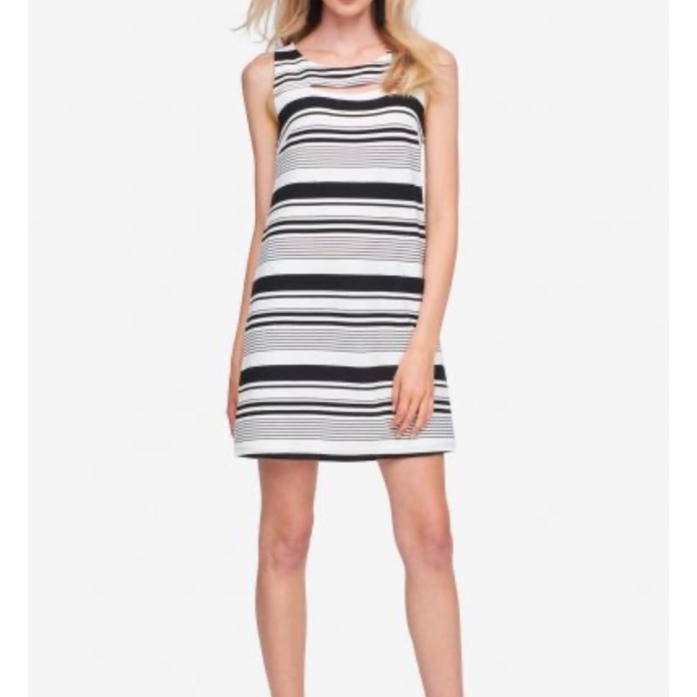 Tribal Femme Dress XS NWT
